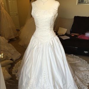 Brand New with Tags Ami Lee 913 size 6